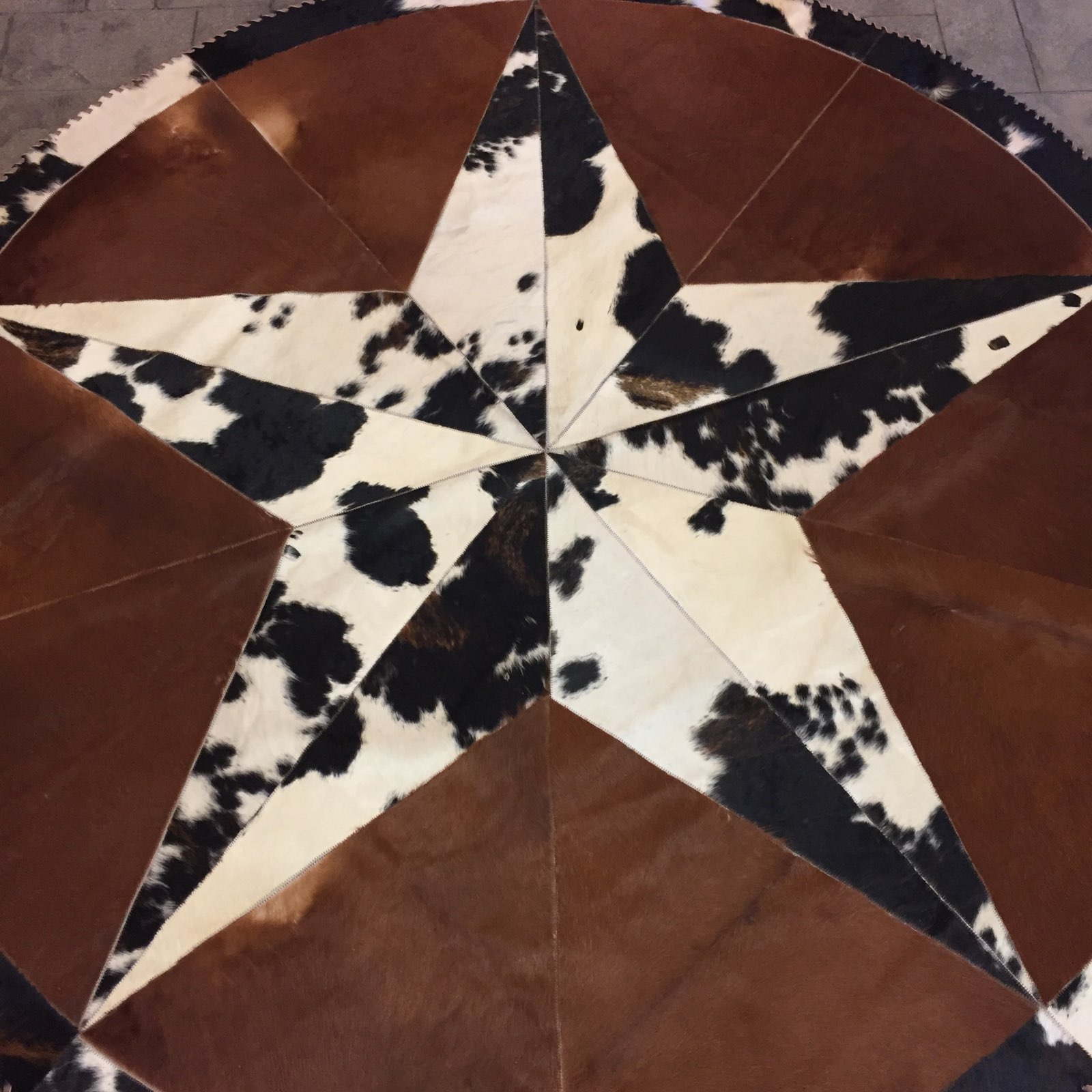Cowhide Star Area Rug Csar101 Longhorns Head To Tail Store
