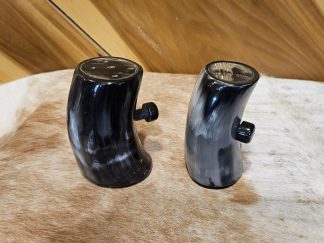 Salt and Pepper Shaker SP 12