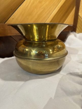 Vintage metal spittoons - 4